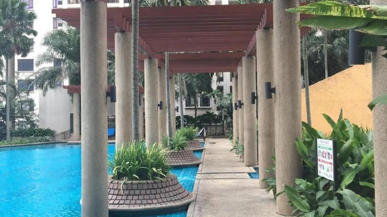 Apartment Ferienwohnung Cozy Klcc View Mitec Mont Kiara Desa Park Rdb115 D Kuala Lumpur